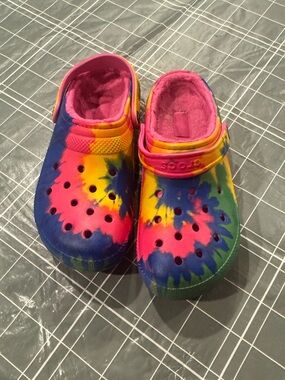 Tie-Dye Men’s or Women’s  Crocs. Men’s 9/Women’s 11.